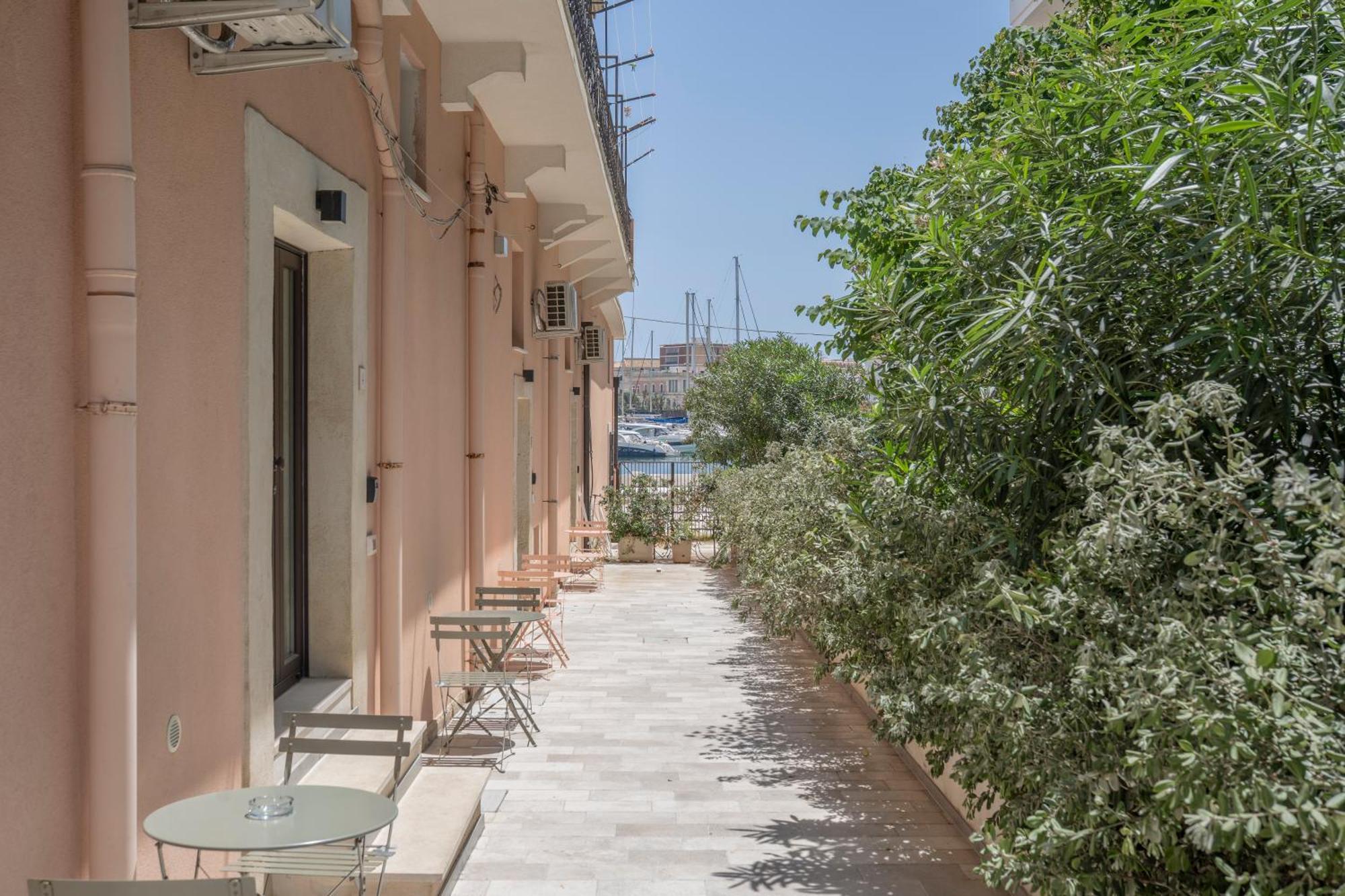 Eos - Elegants Apartments & Suites Syrakus Exterior foto